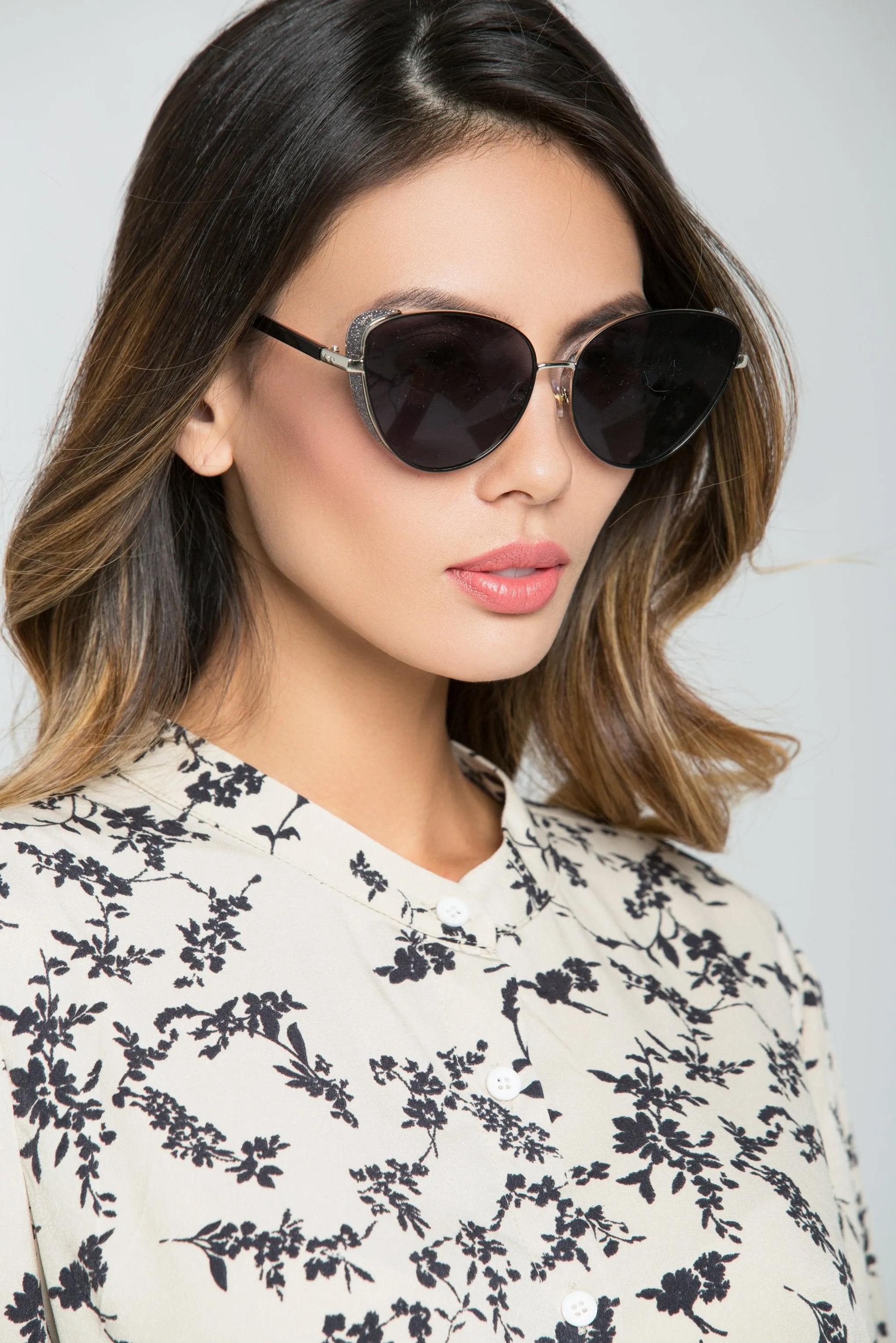 Black Lens Slim Metal Rim Cat Eye Sunglasses