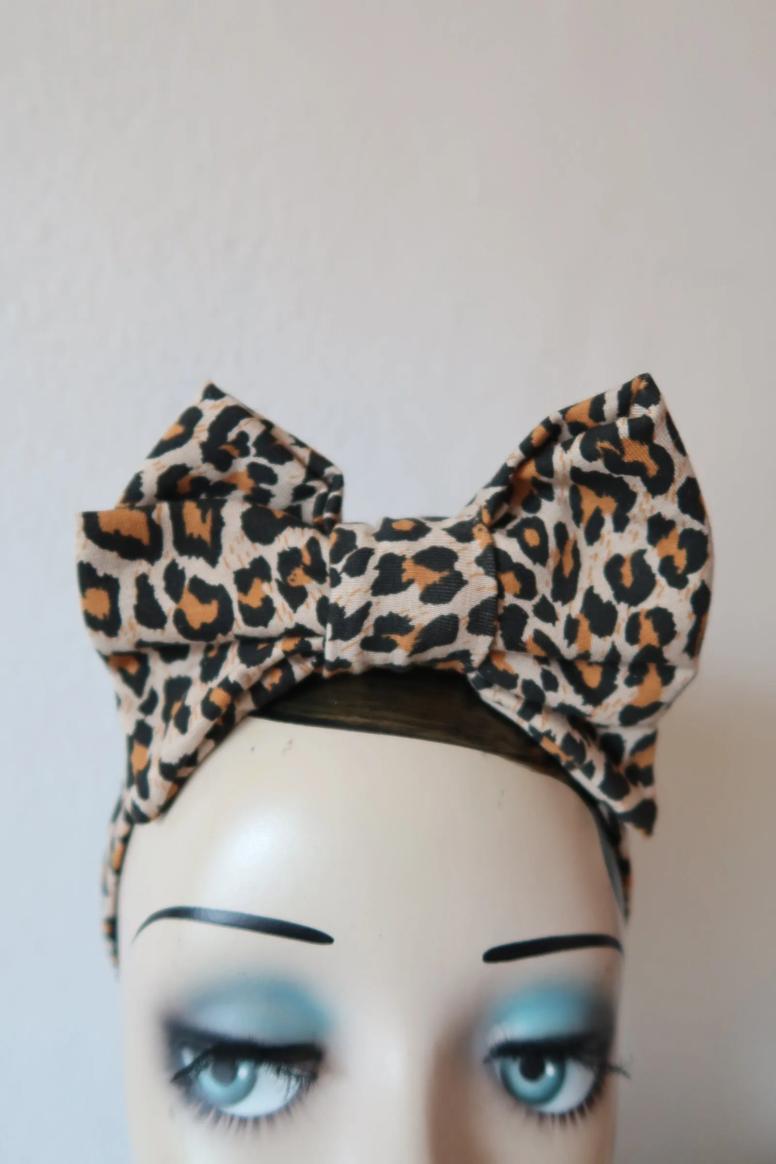 BOW KNOT Vintage Style Pre-tied Headband in 9 Colours (made to order)