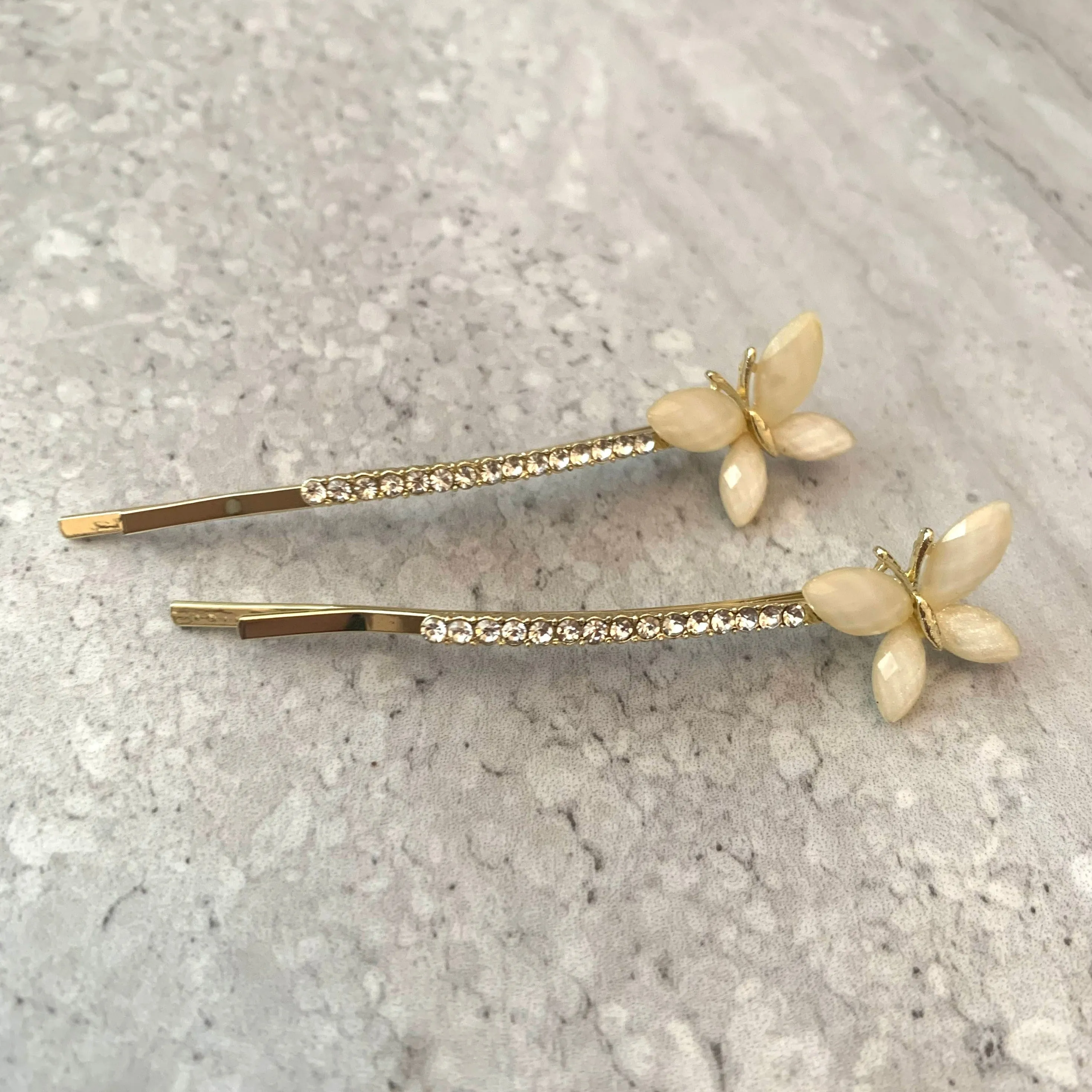 Butterfly crystal haIr clips