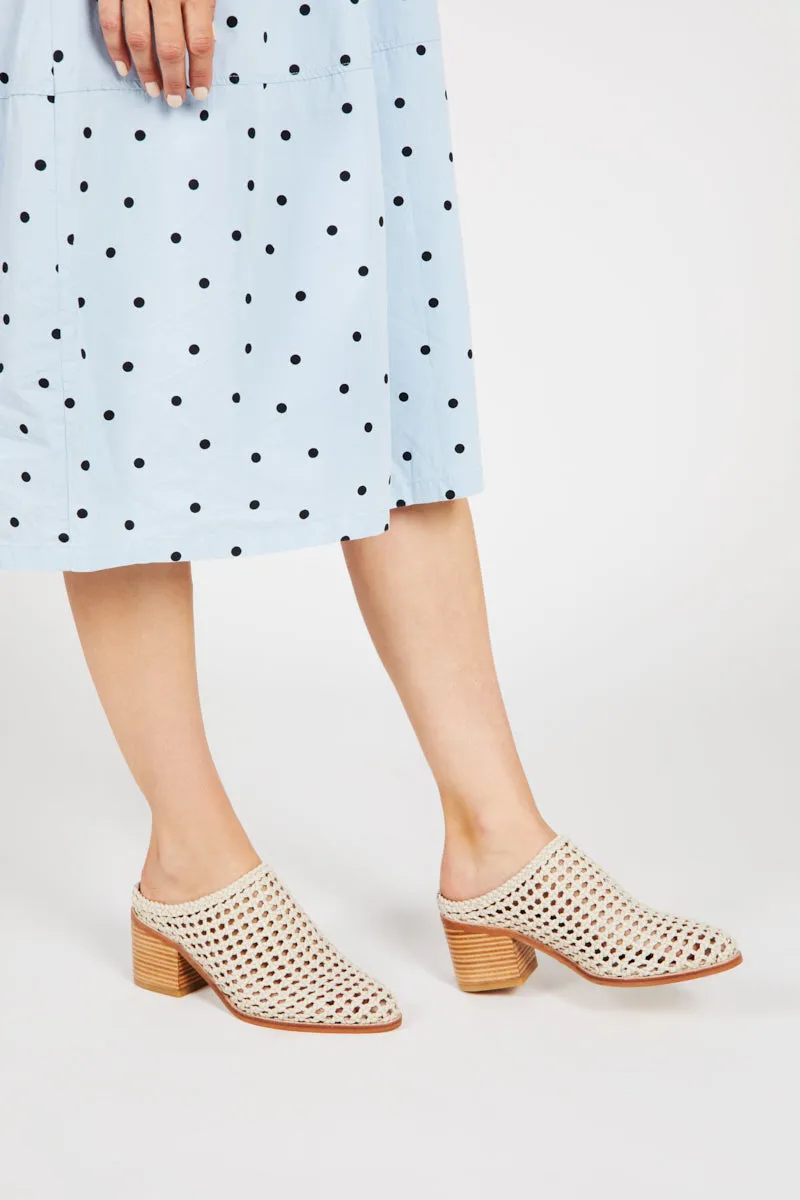 CAPS HEELED MULE