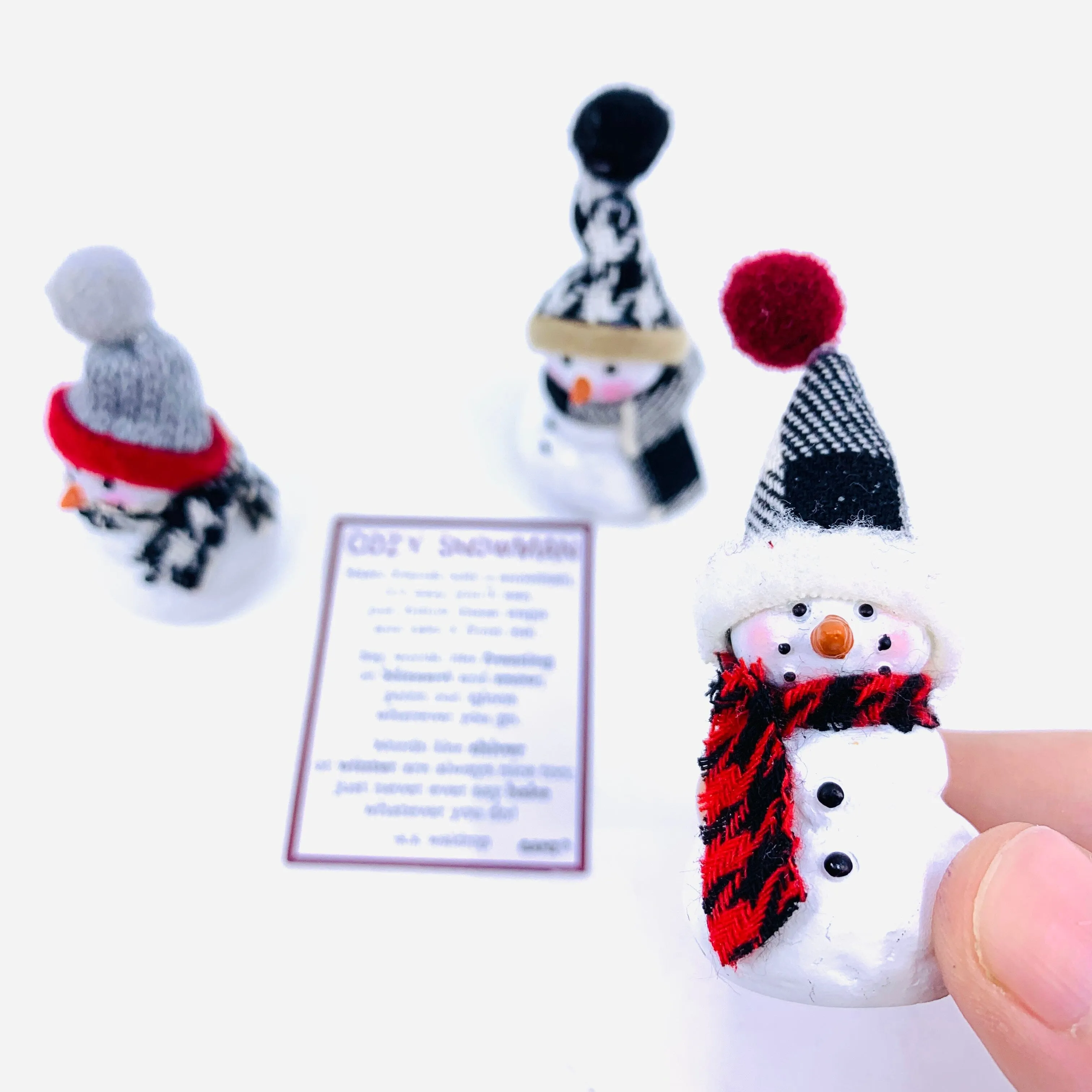 Cozy Snowmen Pocket Charm PT43