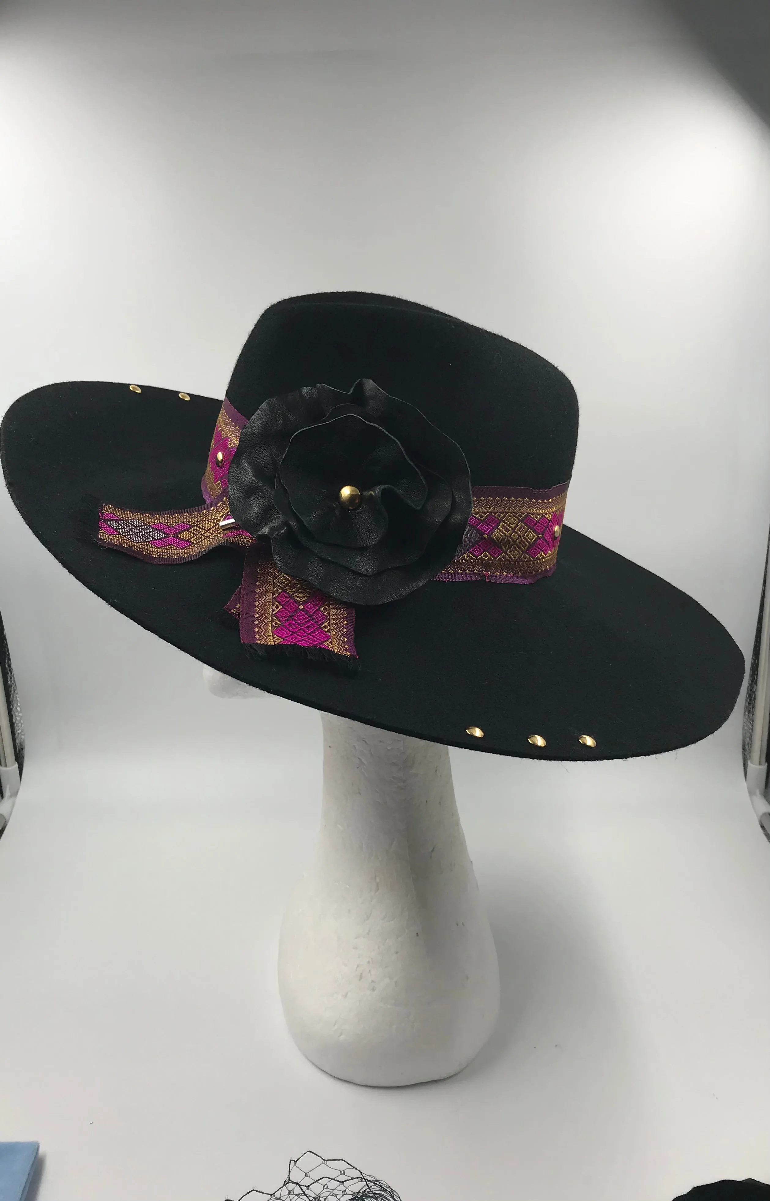Hat  Wide brimmed fedora