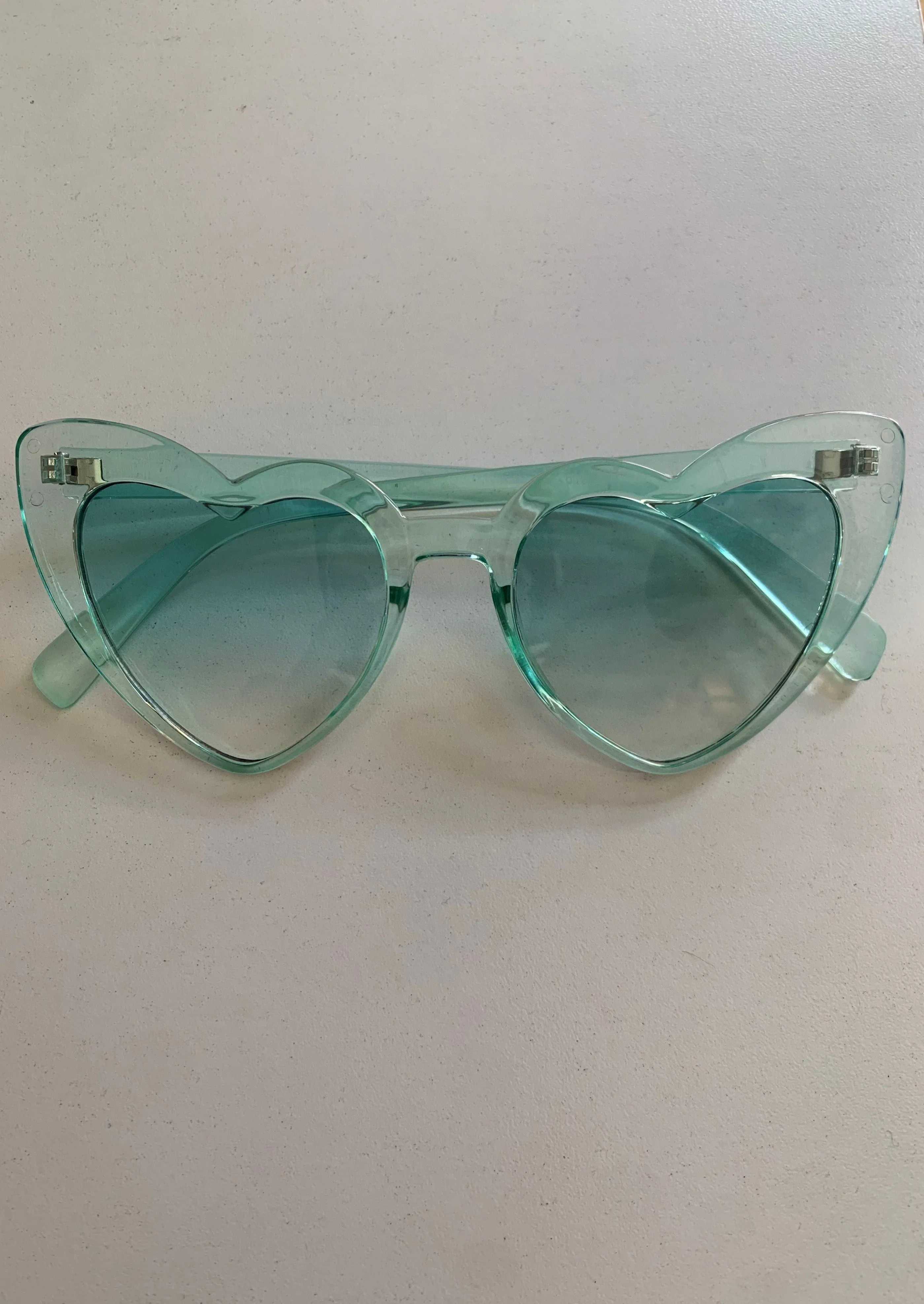 Heart cateye sunnies