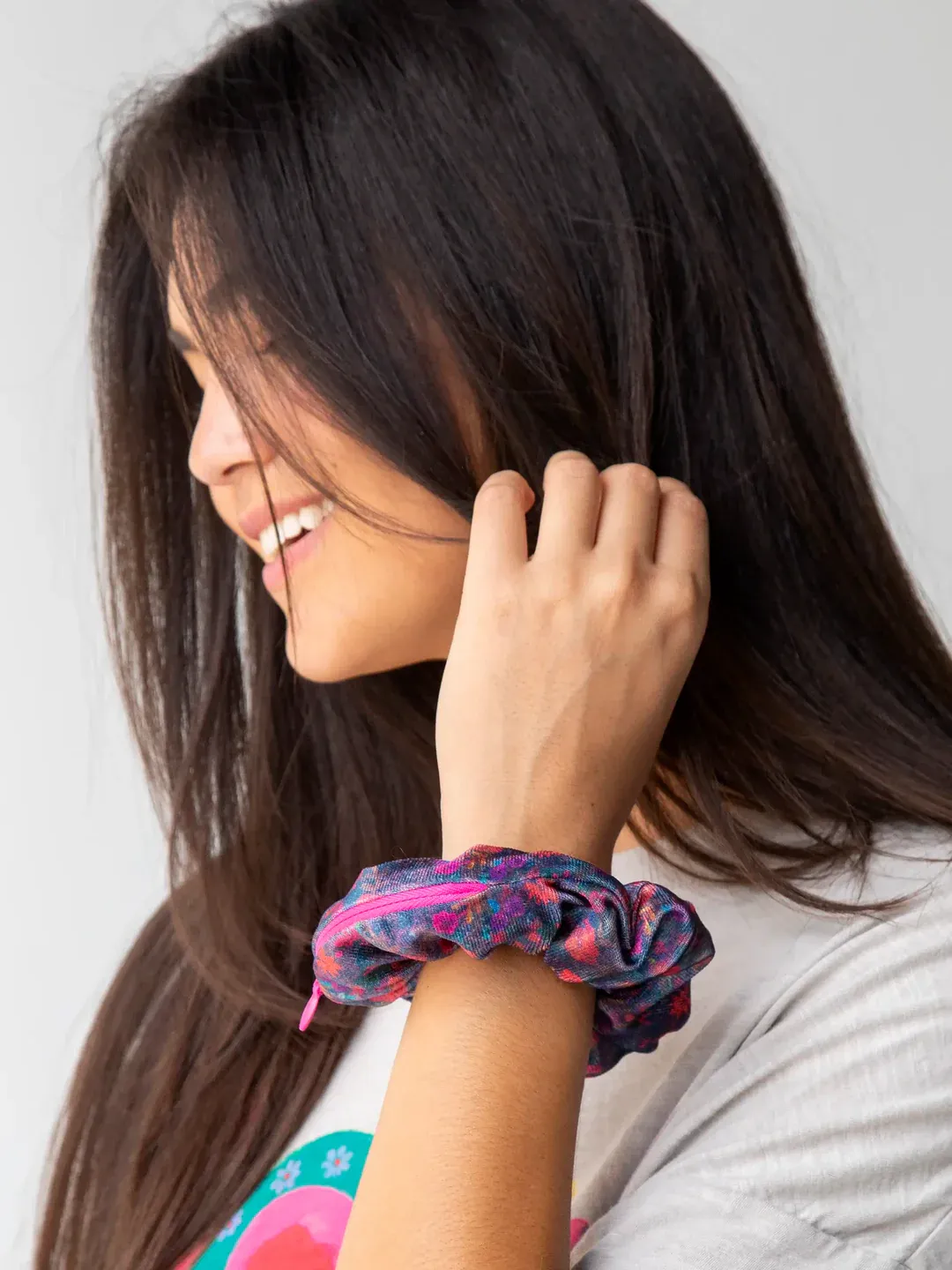 Hideaway Scrunchie - Dark Garden