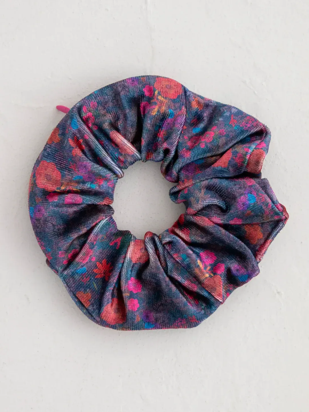 Hideaway Scrunchie - Dark Garden