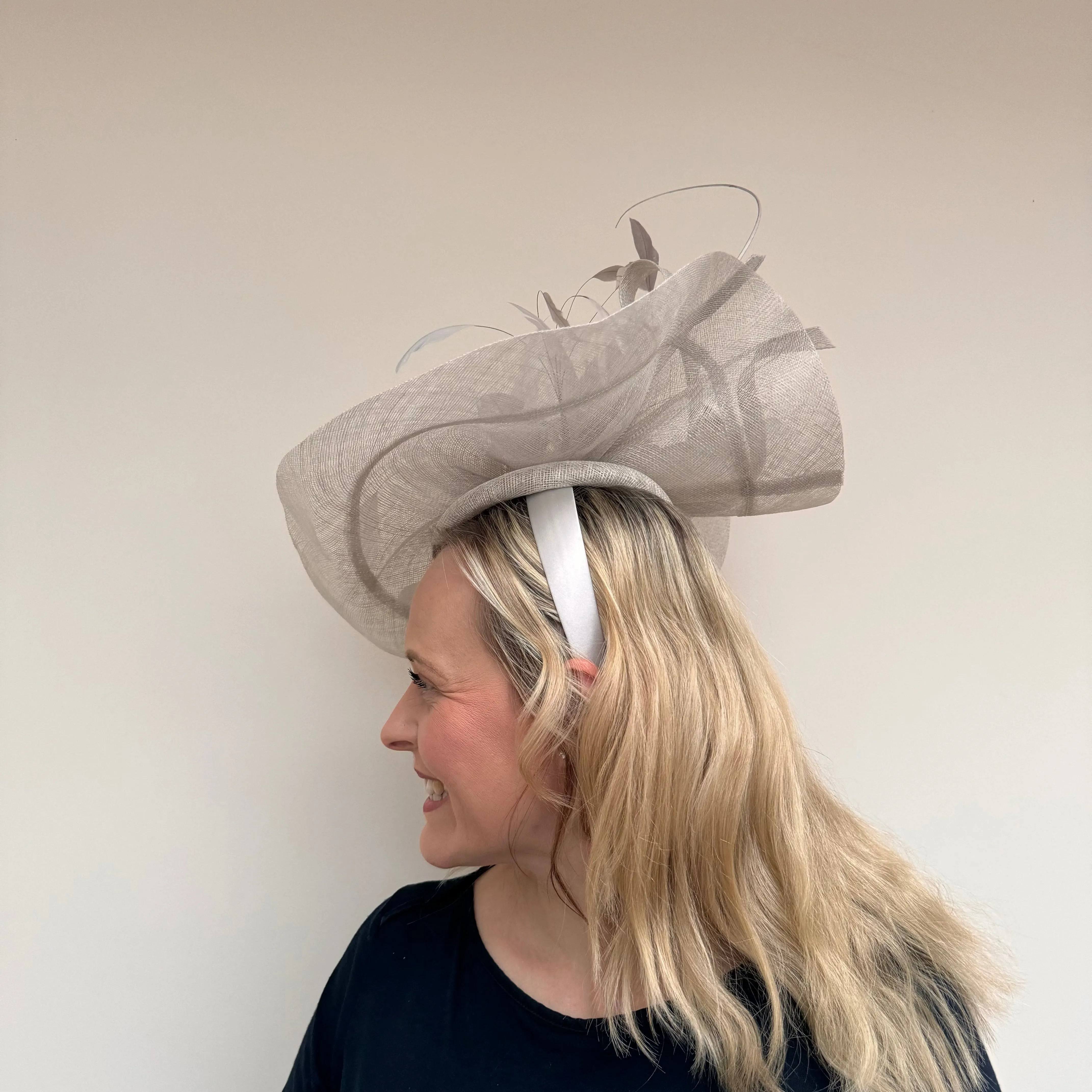 J Bees JB/V125 Large Fascinator in Silver