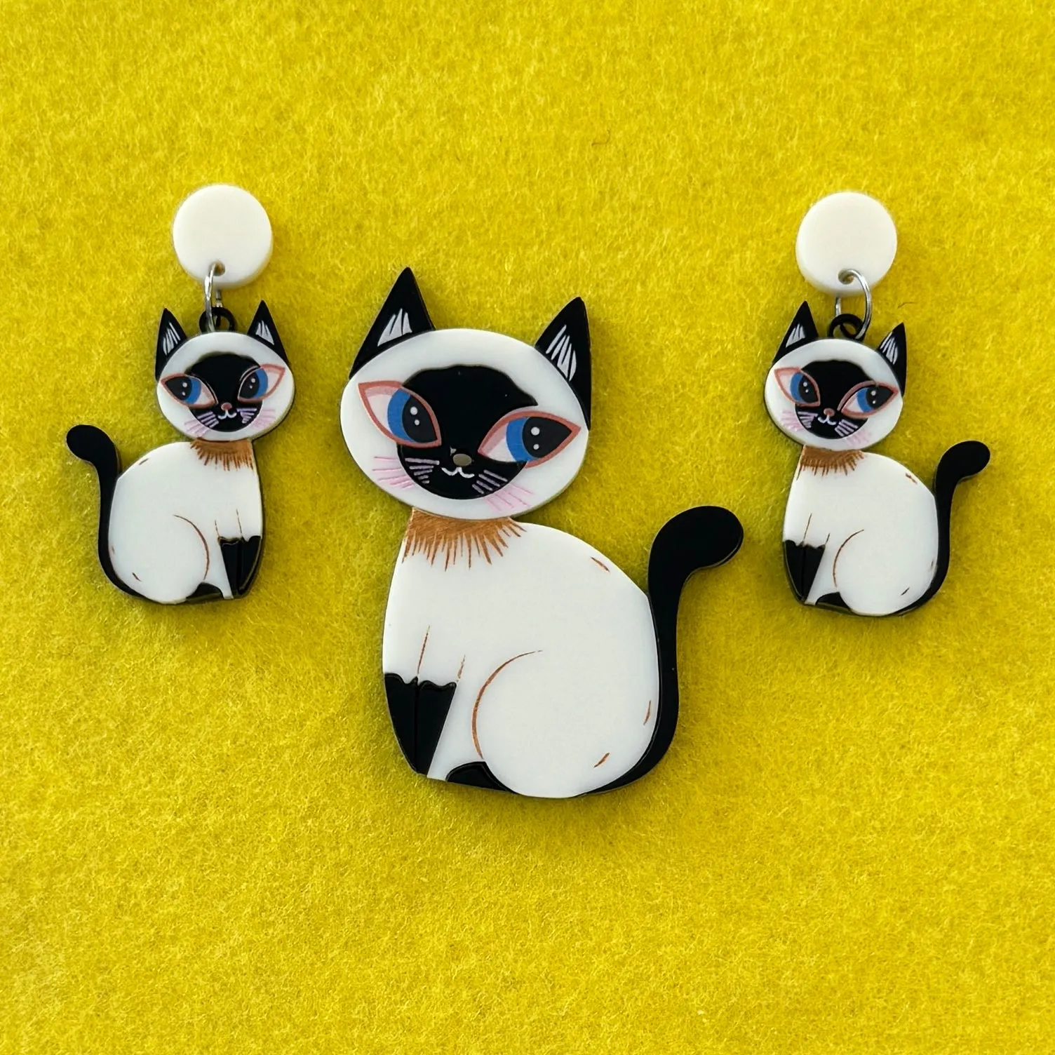 Jasmine the Siamese - Brooch