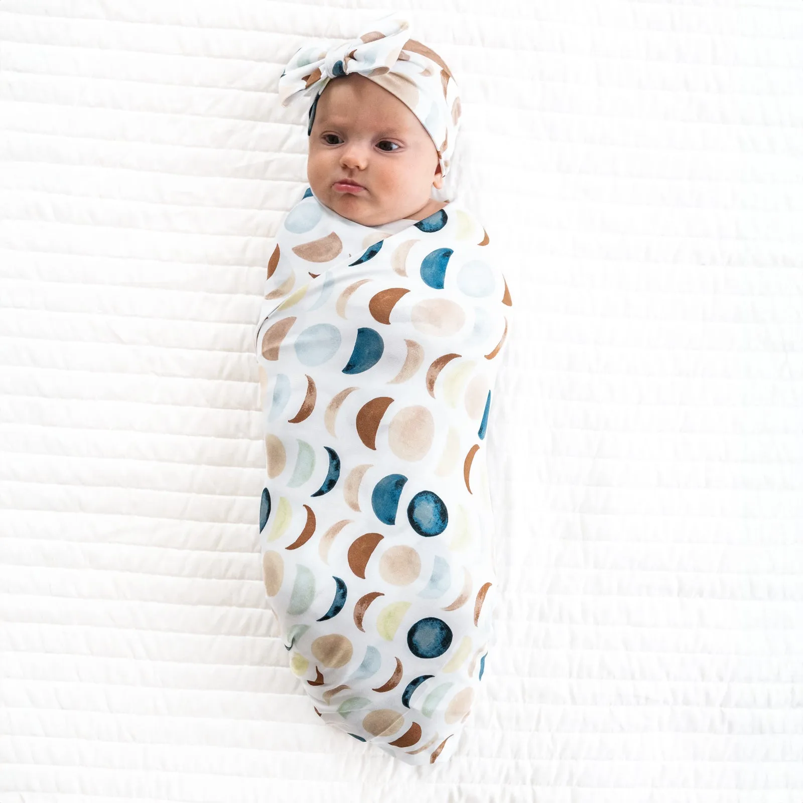 Luna Neutral Swaddle & Luxe Bow Headband Set