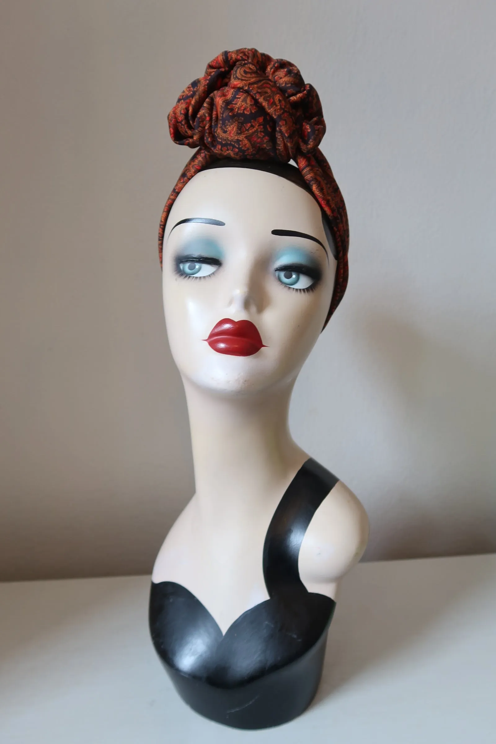 SMALL KNOT Vintage Style Pre-tied Headband in Orange Paisley🎃